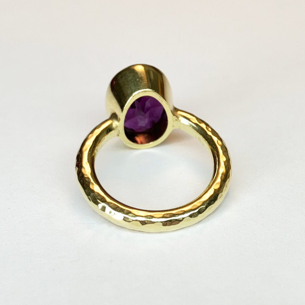 Amanda Cox 18ct gold vermeil amethyst ring view from the back