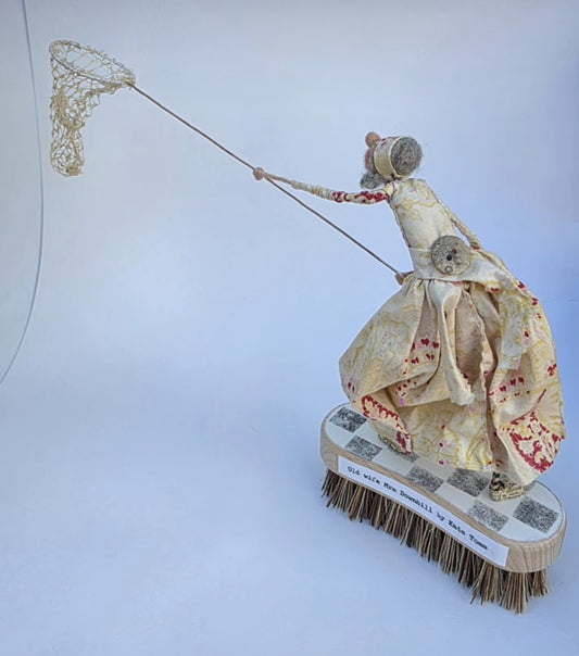 A_Bird_in_the_Hand_sculpture_by_Kate_Toms for Heart Gallery