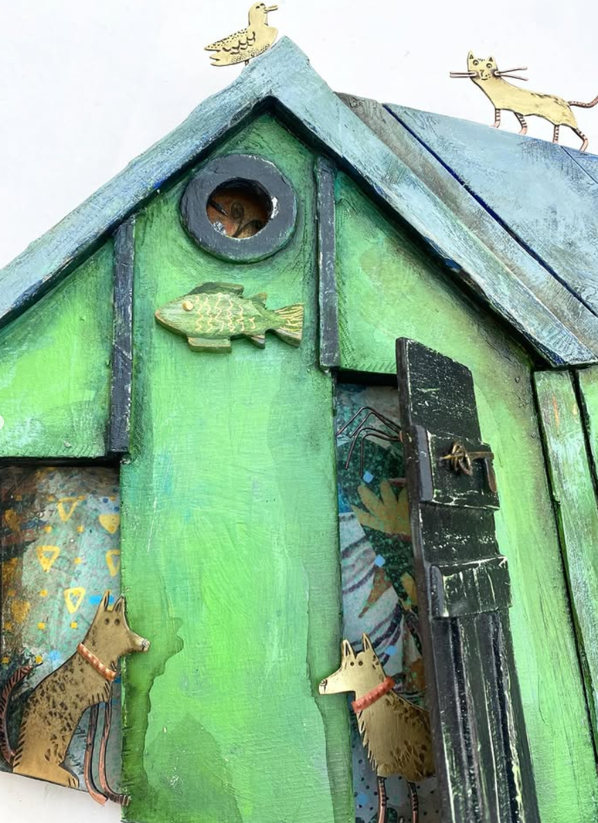 close_up_fisherman_s_Hut Frances Noon with dogs on guard